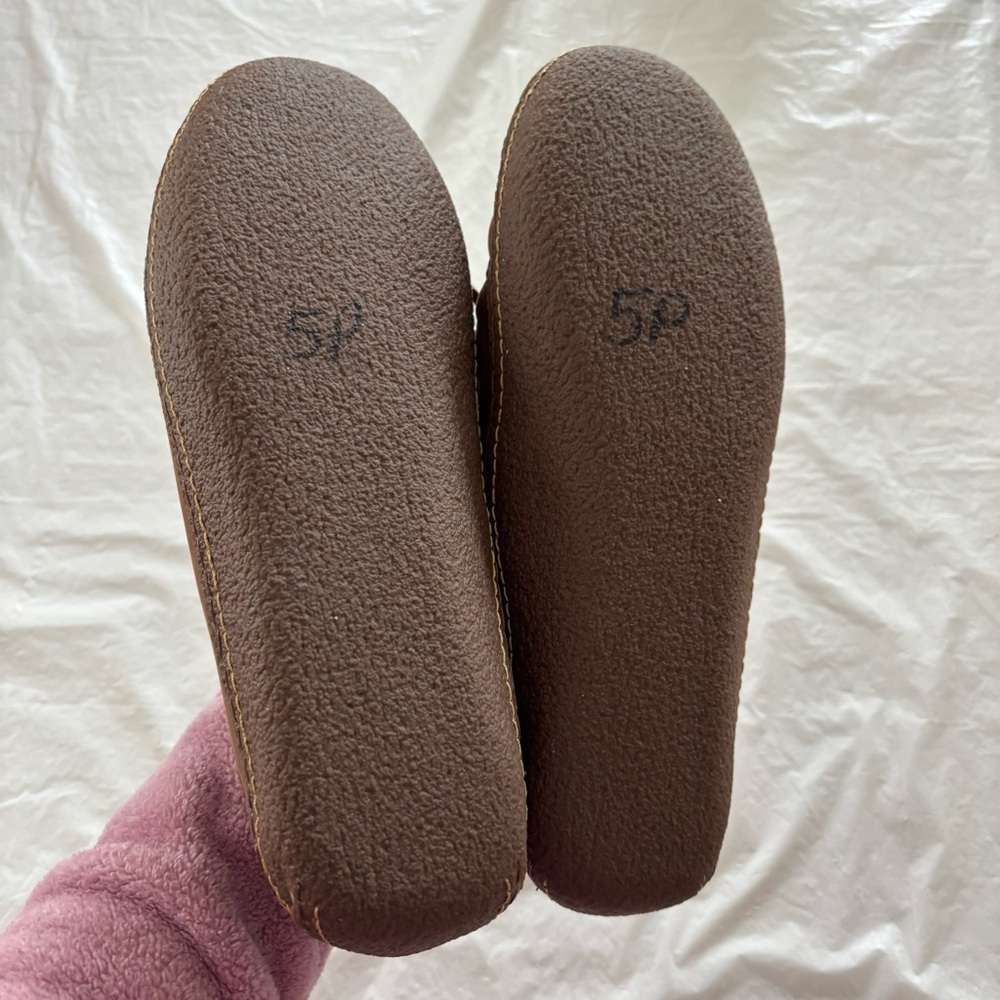 L.L. Bean Brown Loafers Moccasin-Style Slip-Ons - Picture 10 of 13